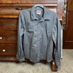 Men’s Wrangler Button Down Shirt/Size XL